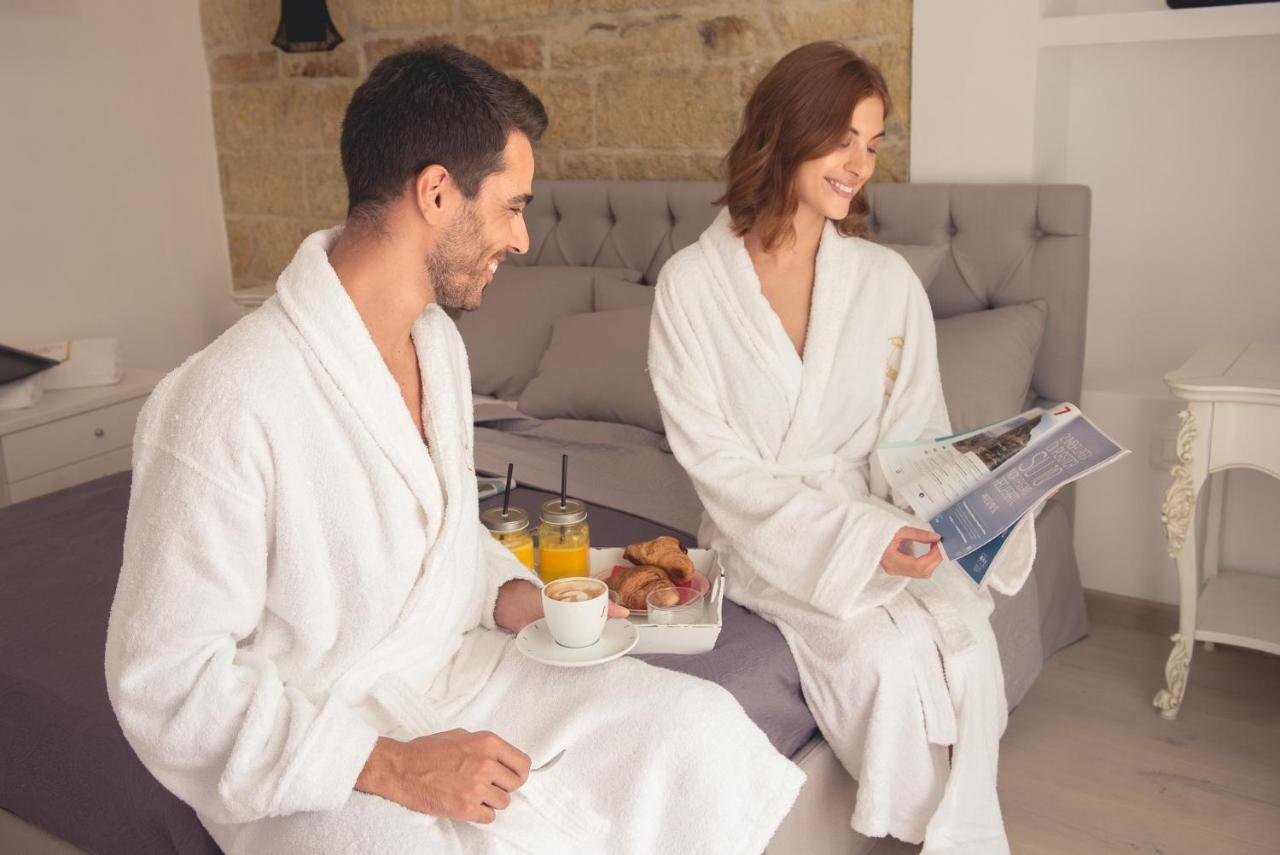 Mare Versus Luxury Suites バルレッタ エクステリア 写真