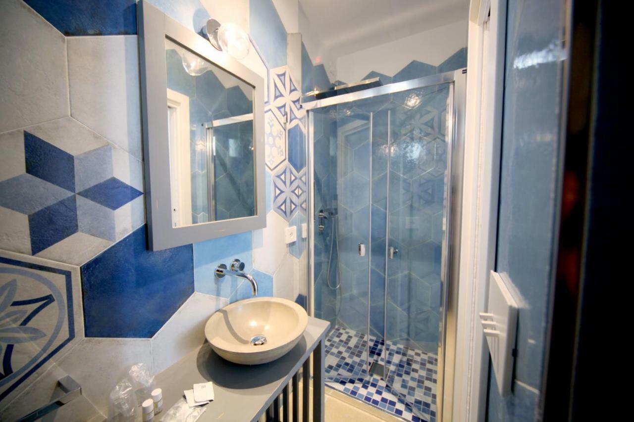 Mare Versus Luxury Suites バルレッタ エクステリア 写真